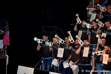 Acto de presentación de la murga teldense Los Nietos de Sarymanchez en el Teatro Víctor Jara de Vecindario (Foto Francisco Javier Santana)